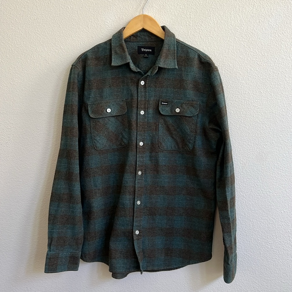 BRIXTON Men's Bowery Long Sleeve Rugged Classic Flannel in Ocean Plaid - Picture 12 of 13